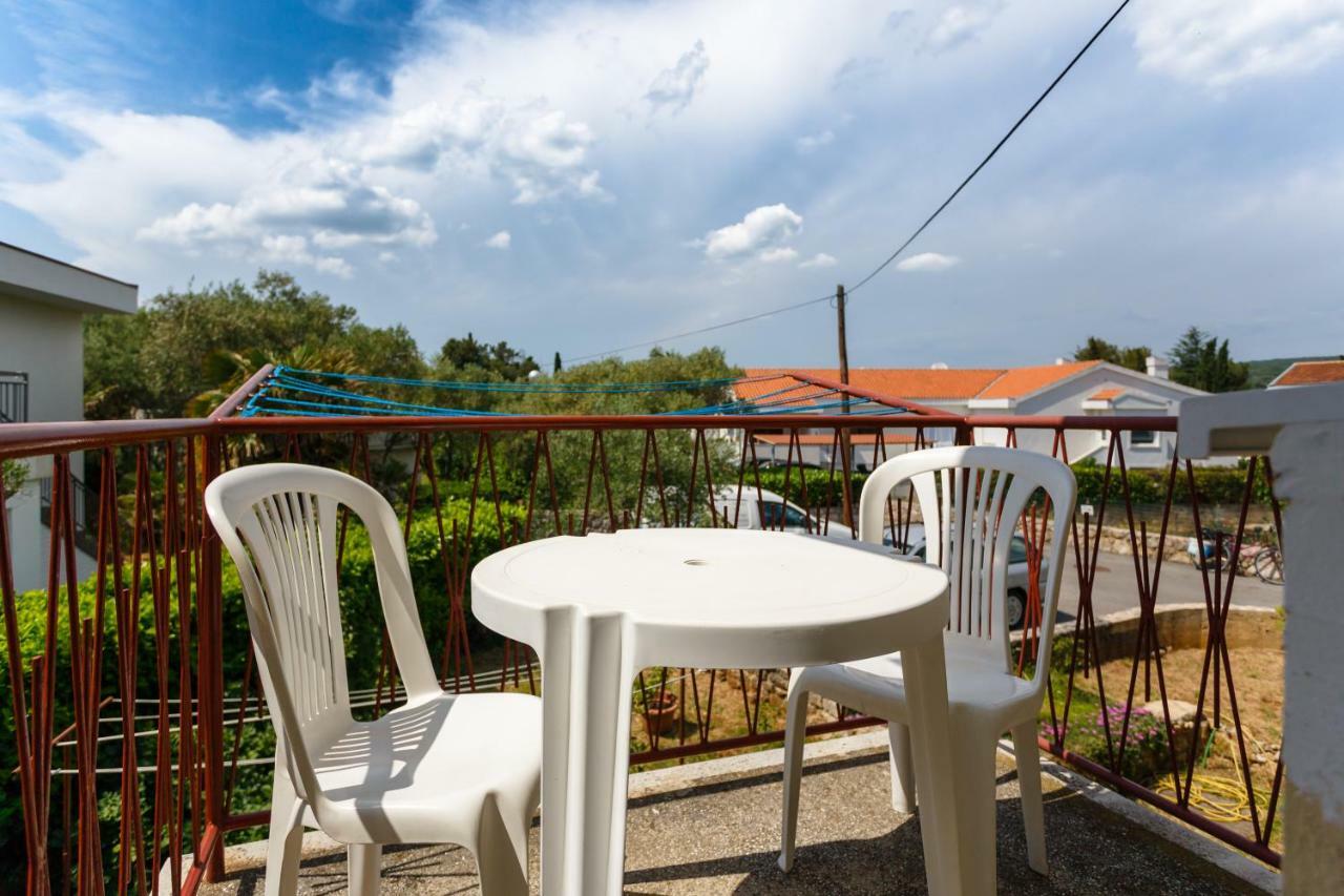 Apartman Jezevac Крк Екстер'єр фото
