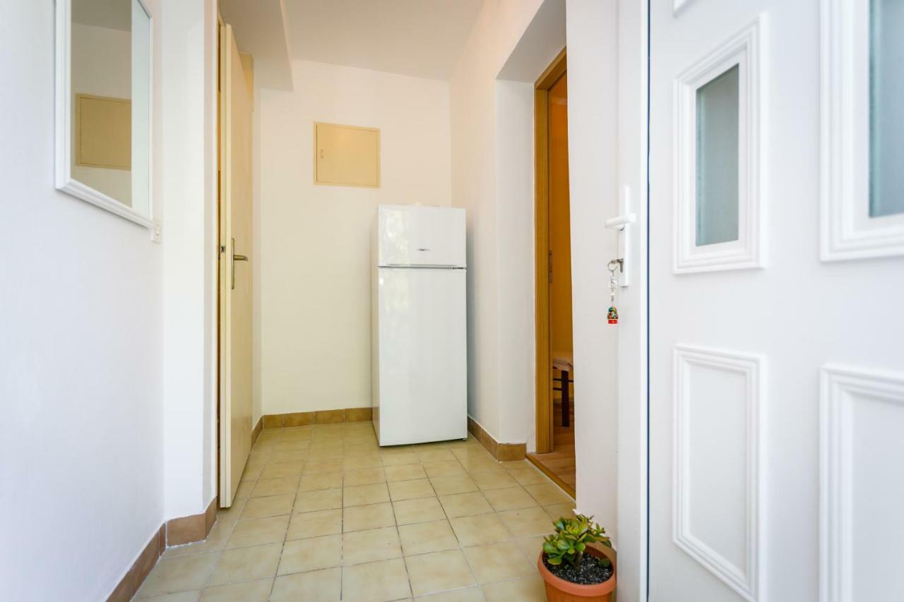 Apartman Jezevac Крк Екстер'єр фото