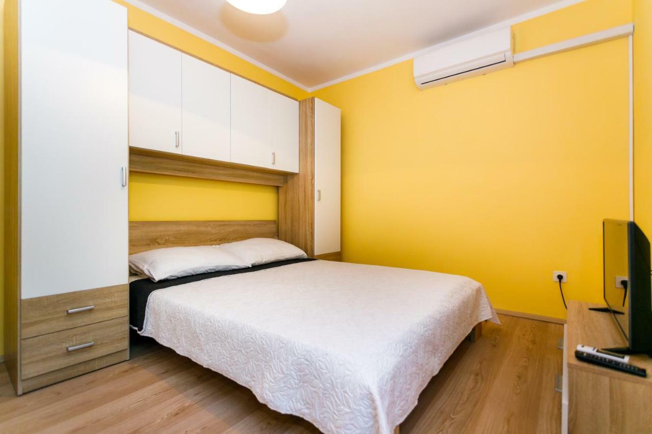 Apartman Jezevac Крк Екстер'єр фото
